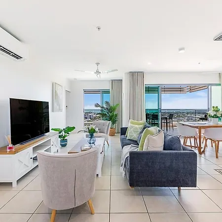 Crystal Waterfront - A Panoramic Balcony Haven Apartment Darwin Exterior photo
