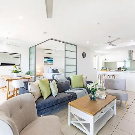 Crystal Waterfront - A Panoramic Balcony Haven Apartment Darwin Exterior photo
