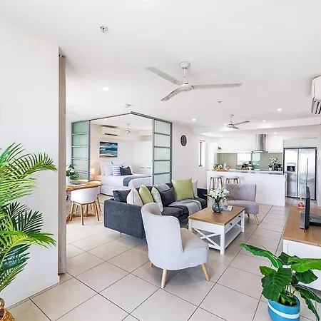 Crystal Waterfront - A Panoramic Balcony Haven Apartment Darwin Exterior photo